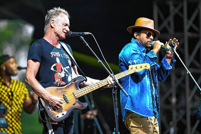 Shaggy begnügte sich beim Doppelkonzert mit Sting musikalisch meist mit der „zweiten Geige“, optisch stand er allerdings oft ...