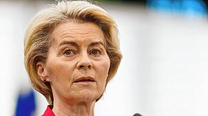 Ursula von der Leyen (CDU), Präsidentin der Europäischen Kommission, muss sich einem Misstrauensvotum stellen.