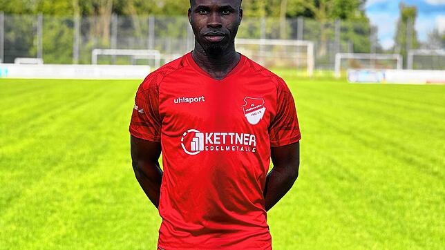 Jallow Saja steuerte zwei Tore zum 6:2-Erfolg des FC Pfaffenweiler über den FC Öhningen-Gaienhofen bei.