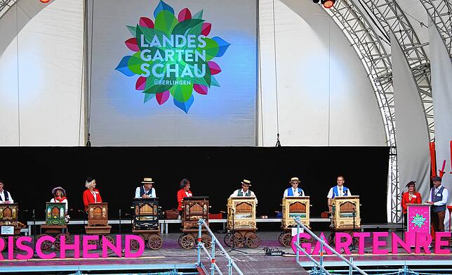 Leierkastenparade: Beim Drehorgelkonzert auf der Landesgartenschau waren acht Raffin-Drehorgeln aus Deutschland, der Schweiz und ...