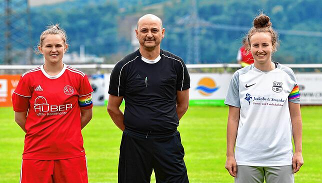Bild 8: SV Niederhof besiegt SG Ebnet mit 4:1 im Hinspiel der Verbandsliga-Relegation &ndash; wir haben Bilder!
