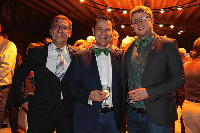 Narren unter sich: Hänselevater Uwe Wolfensperger, Narrenmutter Stefan Mayer und Narrenvater Achim Friesenhagen (v.l.).