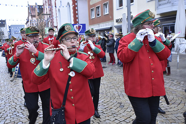 Bild 28: Bilder vom Einmarsch der Katzenmusik
