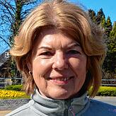 Der Frühlingsflor brauche deutlich mehr Wasser als in früheren Jahren, sagt Stadtgärtnerin Monika Beder.