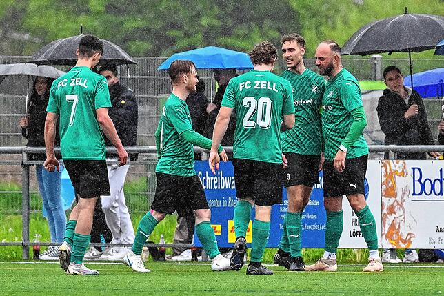 Bild 9: FC Zell gewinnt Pokal-Viertelfinale beim SV Herten mit 1:0 – wir haben Fotos!