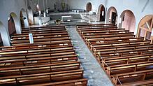 Nur wo Sitzkissen liegen, dürfen in St. Oswald Leute sitzen. Dies ist ein Archivbild von 2020.