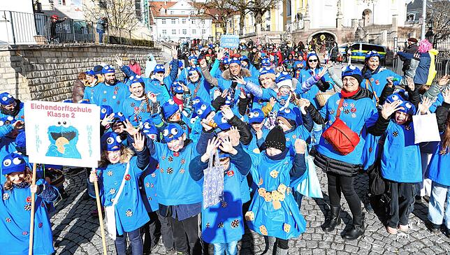 Bild 12: Donaueschingen: Kinderumzug zum Schmutzigen Donnerstag begeistert die Stadt – Bilder!