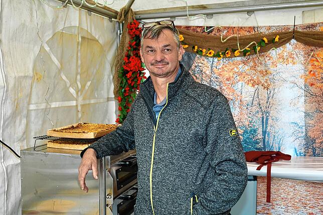 Bild 1: 50 Jahre Suser und Zwiebelkuchen – alle Fotos von der Eröffnung des Suserfests