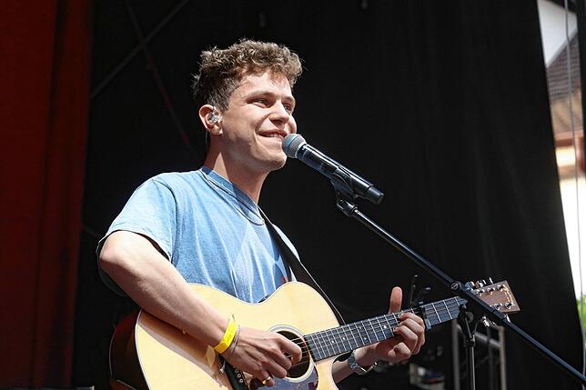 Bild 18: Bilder vom Max-Giesinger-Konzert in Meersburg (2)