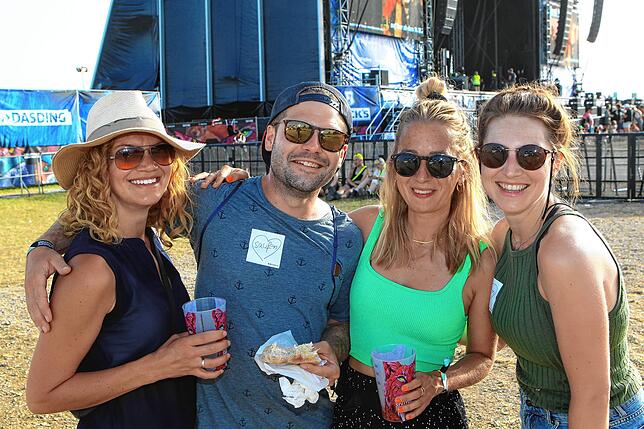Bild 18: Bilder vom Soutside 2022: So feierten die Fans am Samstag auf den Konzerten