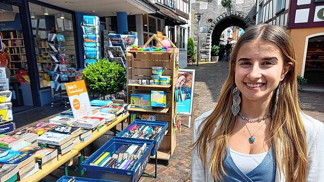 Bleibt die junge Generation draußen? Lena Haas am Markdorfer Untertor. Die Studierende hatte für den Gemeinderat kandidiert. Es ärgert ...
