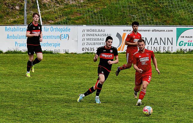 Bild 19: VfR Bad Bellingen fegt den FC Rot-Weiß Weilheim mit 9:0 vom Platz &ndash; und wir haben Bilder!