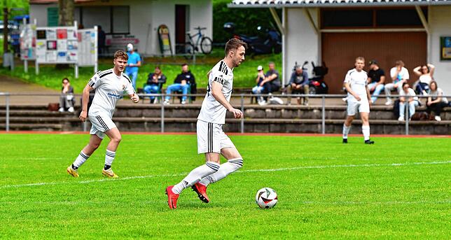 Bild 26: SG FC Wehr/Brennet siegt 8:0 gegen die U23 des SV 08 Laufenburg – und wir haben Bilder!