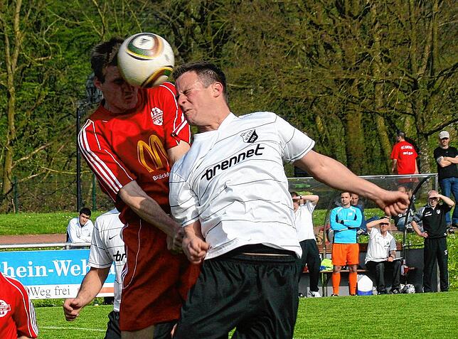 Bild 31: Schnappschüsse aus der Bezirksliga-Saison 2009/2010