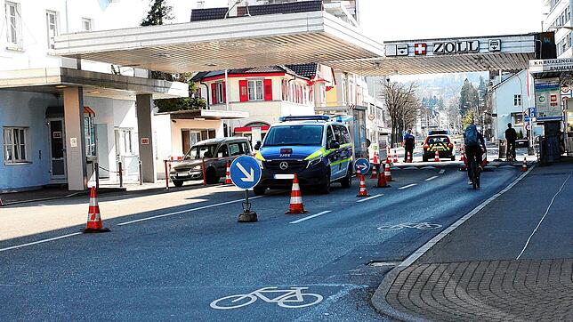 Der Emmishofer Zoll zwischen Konstanz und Kreuzlingen.