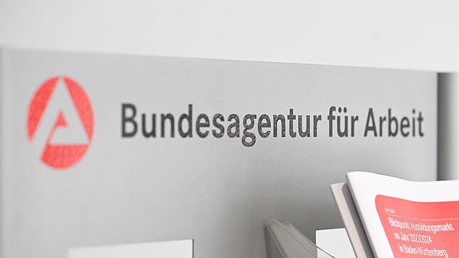 Die Arbeitslosigkeit bleibt im Südwesten weiter auf einem hohen Niveau. (Archivbild)