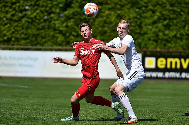 Bild 12: SV 08 Laufenburg unterliegt mit 1:3 bei der Reserve des Bahlinger SC &ndash; und wir haben Bilder!