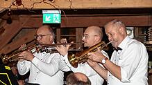 Die Bürgermeister Ralf Pahlow aus Tuningen (von links), Martin Ragg aus Niedereschach und Rudolf Fluck aus Mönchweiler spielen beim ...
