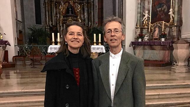 Mit „Mozartiana“ gastierten Mirjam und Wieland Meinhold in der Kirche in Todtmoos. Foto: Karin Steinebrunner