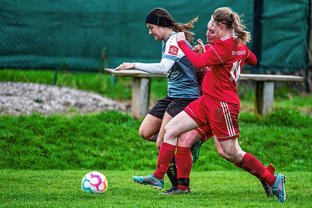 Bild 13: FC Hochrhein gewinnt das Verbandsliga-Derby beim SC Niederhof/Binzgen &ndash;  und wir haben Bilder!