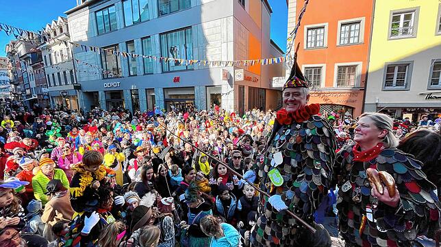 Bild 4: Jetzt geht&lsquo;s um die Wurst! Bilder vom Kaiserbrunnen am Rosenmontag