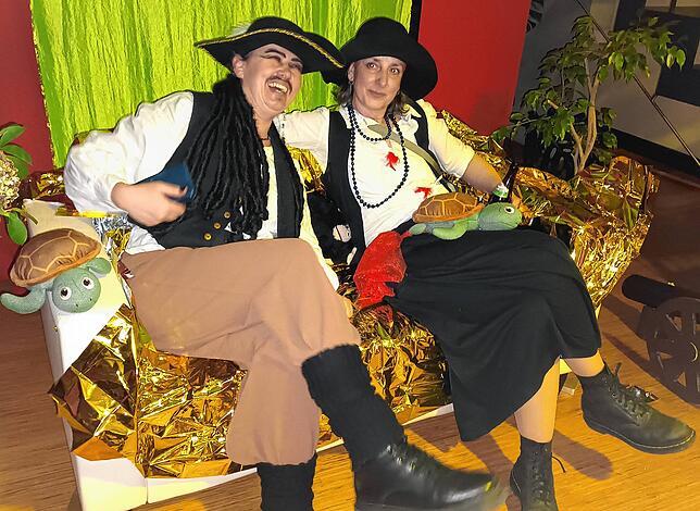 Bild 25: Waldshut: Frauen feiern ausgelassen bei der unvergesslichen Frauenfasnacht – Bilder hier!