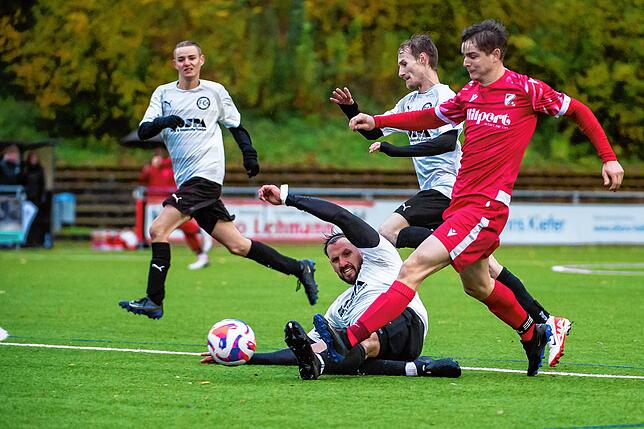 Bild 27: SG Weilheim/Gurtweil gewinnt beim FC 08 Bad Säckingen mit 2:0 &ndash; und wir haben Bilder!
