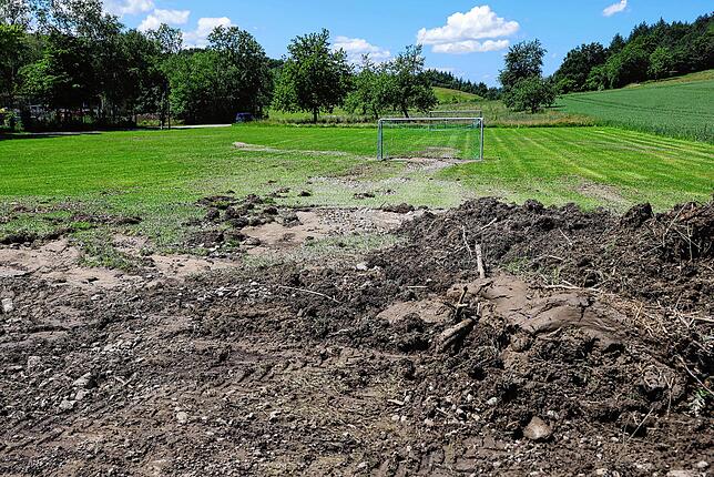Bild 1: Unwetterfolgen im Öhninger Ortsteil Schienen