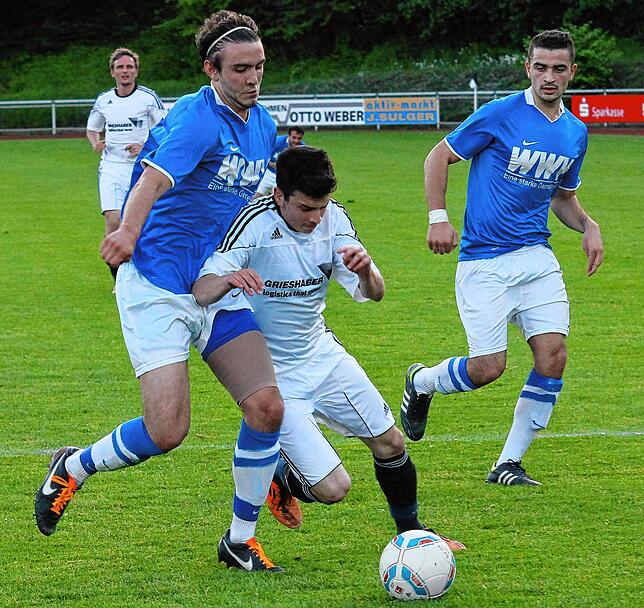 Bild 25: Schnappschüsse aus der Bezirksliga-Saison 2011/2012