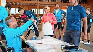 Vom 13. bis zum 14. September findet der 27. Schwarzwald-Bike-Marathon statt. Bei der Startnummernausgabe werden alle Teilnehmer mit ...