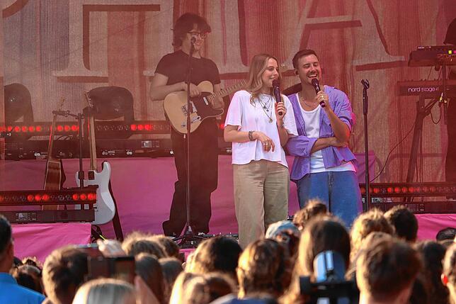 Bild 14: Sophia begeistert 1500 Fans im Uferpark