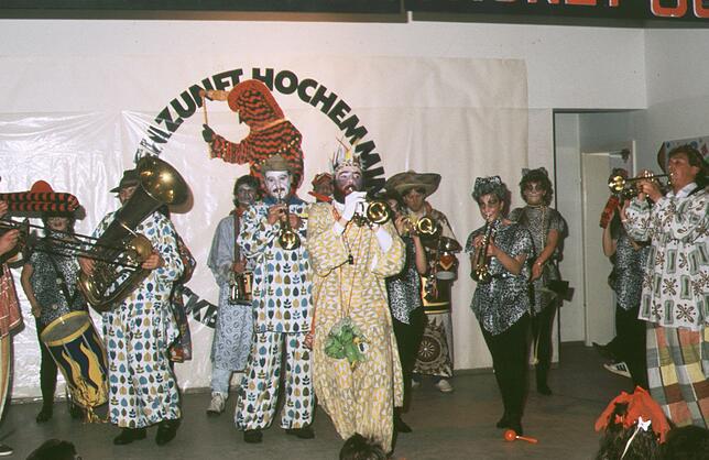 Die Guggenmusik &bdquo;Emminger Blosköpf&ldquo;, hier ein Bild von 1988, gibt es nicht mehr.