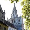 Das Münster steht, der Münsterturm wackelt nicht, aber kein Besucher darf den Turm besteigen, um von der Plattform die Aussicht zu ...