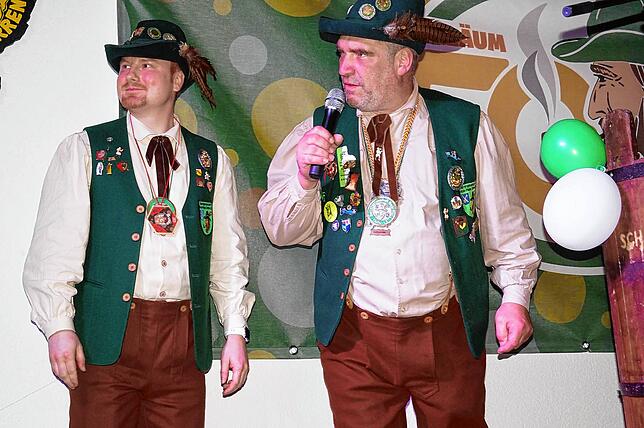 Bild 8: Kuttelessen im Stettener Festsaal des Rathauses