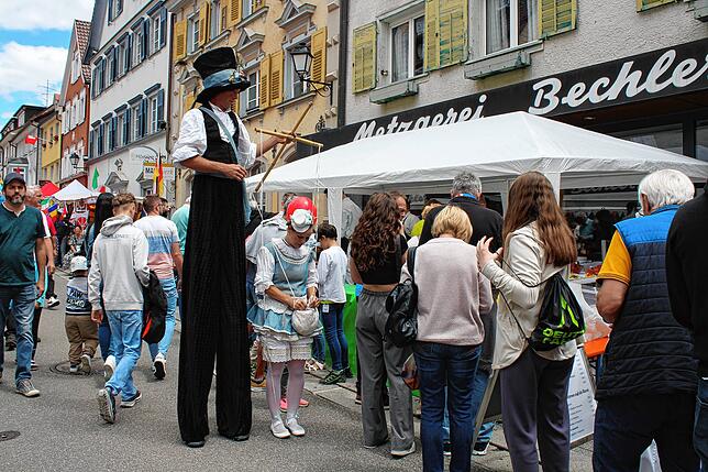 Bild 32: Bilder vom Straßenfest am Schweizer Feiertag (1)