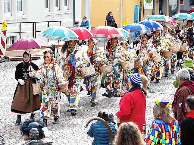 Bild 11: Bilder vom Schmotzigen Donnerstag in Donaueschingen