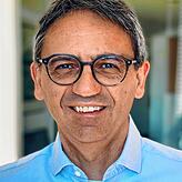 Antonio Ciccone, 57, ist Professor und leitet den Lehrstuhl für Volkswirtschaftslehre, Makroökonomie und Finanzmärkte an der Universität ...