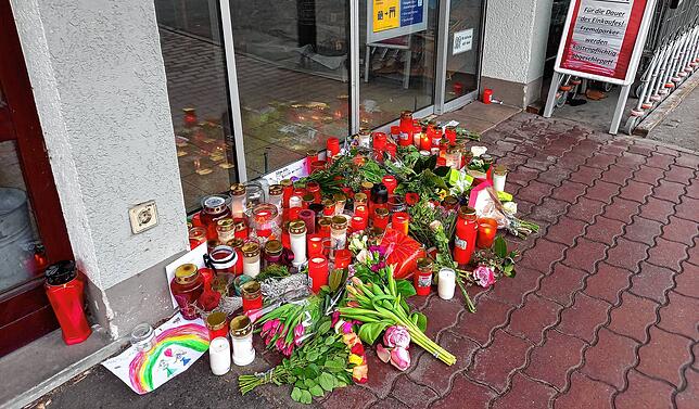 Blumen vor dem Megamix in Markdorf.