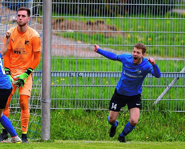 Bild 4: SG Mettingen/Krenkingen setzt sich mit 2:1 gegen den TuS Binzen durch &ndash; und wir haben Bilder!