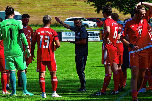 Bild 7: Und hier gibt es die Bilder vom 6:1-Heimsieg des SV Jestetten gegen den FC RW Weilheim