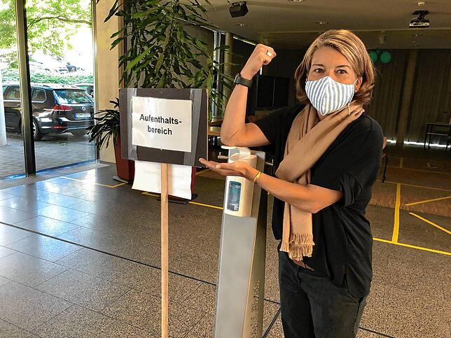 Die Hygienmaßnahmen zum Schutz vor einer Ansteckung mit dem Corona-Virus bleiben an allen Schulen der Stadt weiter bestehen. Lisa Bosch, ...