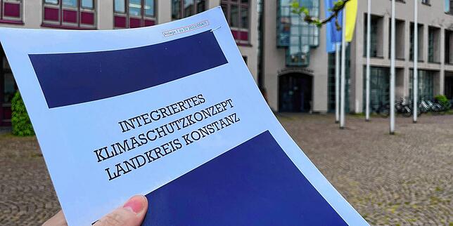 Das Integrierte Klimaschutzkonzept für den Landkreis Konstanz ist ein Maßnahmenkatalog, der die Kreisverwaltung bis 2040 klimaneutral ...