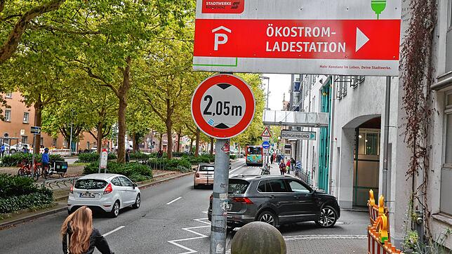 Soll sich die Stadt Konstanz um das Förderprogramm E-Zonen des baden-württembergischen Verkehrsministeriums bewerben? Nach kontroversen ...