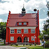 Das rote Rathaus in Allmendshofen kann beim Denkmaltag am Sonntag, 8. September, erkundet werden. Franz Wild bietet Führungen durch das ...