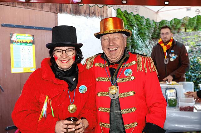 Bild 25: Zahlreiche Fasnachtsbegeisterte schauten beim Johrmarkt in Freudental vorbei!