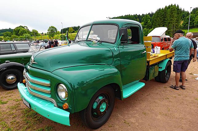 Bild 19: Hotzenwald: Oldtimer-Treffen mit Live-Musik