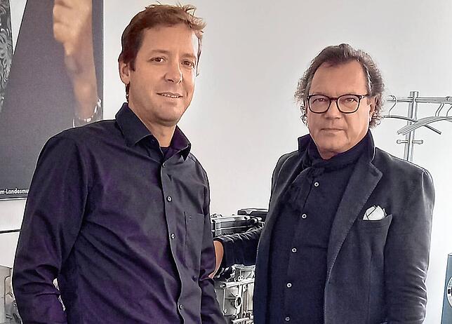 SÜDKURIER-Wirtschaftsressortleiter Walther Rosenberger (links) und Obrist-CEO Frank Obrist im Lindauer Forschungsinstitut.