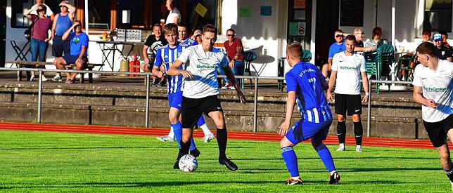 Bild 26: SG FC Wehr-Brennet gewinnt Pokal-Derby gegen SV Schopfheim mit 7:0 &ndash; und wir haben Bilder!