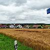 Auf dem Feld im Sauldorfer Ortsteil Wasser entsteht das Baugebiet &bdquo;Riedöschle V&ldquo;.
