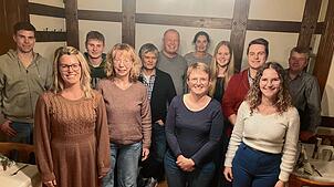 Der Vorstand (von links): Marc Hauke (Beisitzer), Bianca Köpfler (Notenwart), Marc Spörndle (Beisitzer), Roswitha Preiser ...